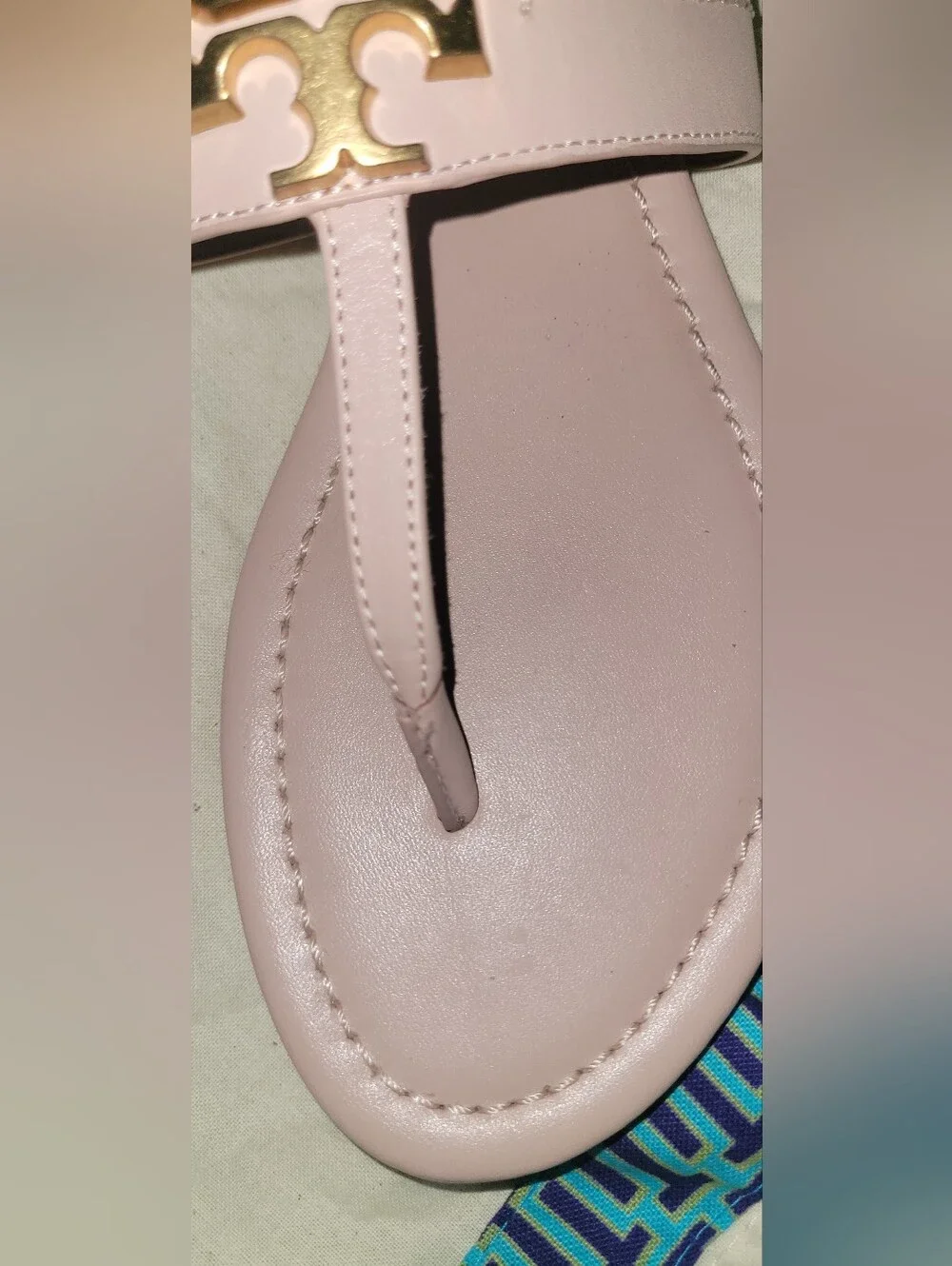 Tory Burch Blush Leather Thong Sandals with Gold Logo Size 7
